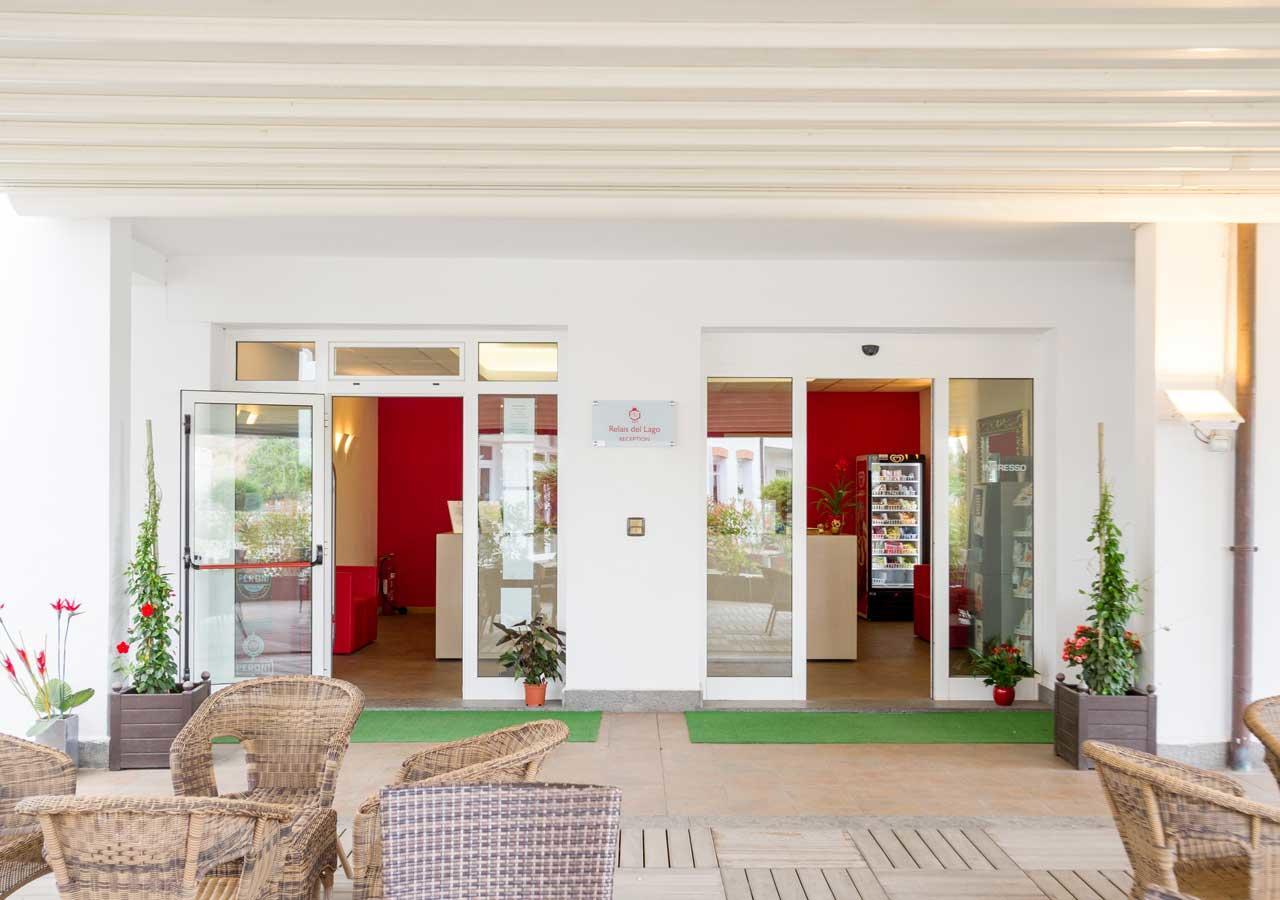 Hotel Relais Del Lago Marta Ngoại thất bức ảnh