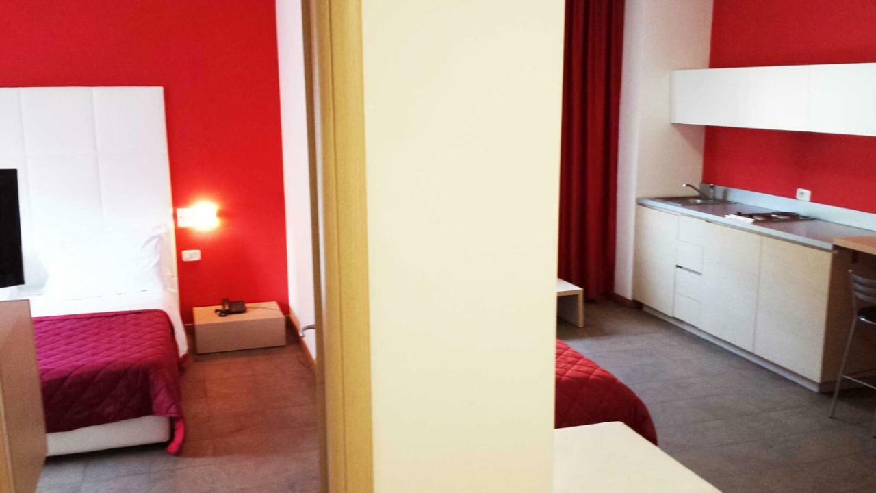 Hotel Relais Del Lago Marta Ngoại thất bức ảnh